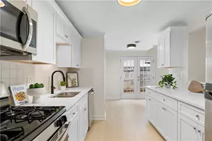 10630 Worthington Hills Manor, Roswell, GA 30076 - Photo 6