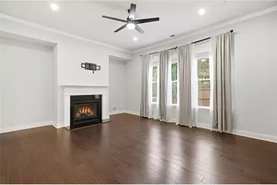 207 Holden Way, Woodstock, GA 30189 - Photo 10