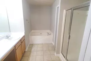 351 Parkview Manor Dr, Tucker, GA 30084 - Photo 12