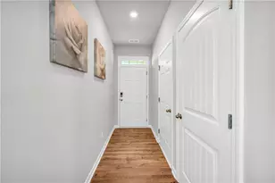 930 Bentley Dr, Fairburn, GA 30213 - Photo 16