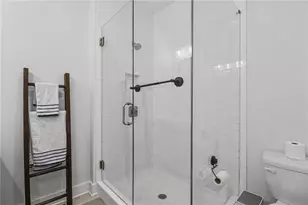 4471 Dandelion Ln, Atlanta, GA 30342 - Photo 20