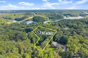 2407 Thompson Mill Rd, Gainesville, GA 30506 - Photo 4