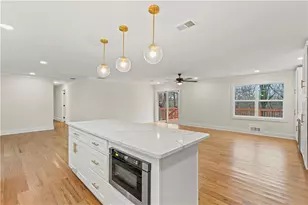 2210 Riverside Dr, Gainesville, GA 30501 - Photo 8