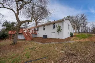 2210 Riverside Dr, Gainesville, GA 30501 - Photo 28