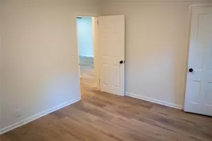 1404 Byrere Terrace SW, Atlanta, GA 30310 - Photo 12