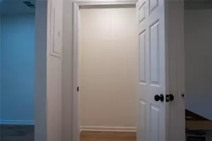 1404 Byrere Terrace SW, Atlanta, GA 30310 - Photo 10