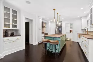 3953 Ivy Rd NE, Atlanta, GA 30342 - Photo 10