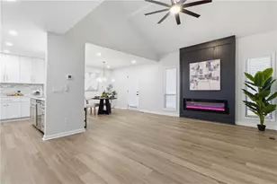 1124 Creatwood Pl SE, Smyrna, GA 30080 - Photo 4