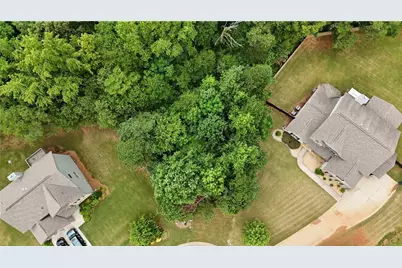 305 Vantage Point, Locust Grove, GA 30248 - Photo 2