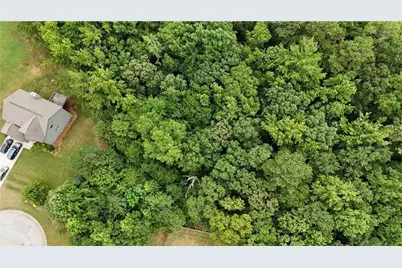 305 Vantage Point, Locust Grove, GA 30248 - Photo 4