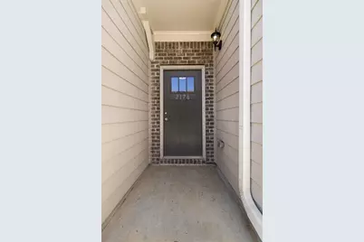 2176 Flying Spur Drive, Lithonia, GA 30058 - Photo 4