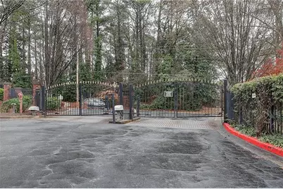 5559 Glenridge Drive #1107, Atlanta, GA 30342 - Photo 16