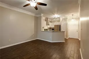 5559 Glenridge Dr, Atlanta, GA 30342 - Photo 4