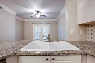 5559 Glenridge Dr, Atlanta, GA 30342 - Photo 6