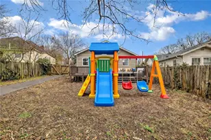 2324 Newnan St, East Point, GA 30344 - Photo 14