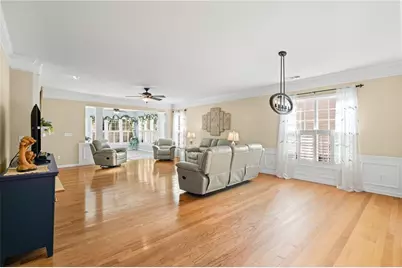 4945 Kings Common Way, Cumming, GA 30040 - Photo 10