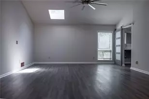 4053 Spalding Hollow, Peachtree Corners, GA 30092 - Photo 12