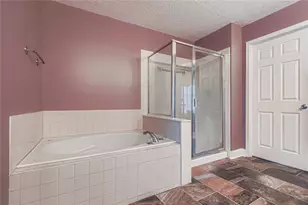 5861 Fairington Farms Ln, Lithonia, GA 30038 - Photo 20