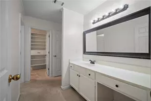 2104 Pine Heights Dr NE, Atlanta, GA 30324 - Photo 12