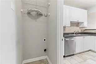 5112 Woodland Ln, Alpharetta, GA 30009 - Photo 12