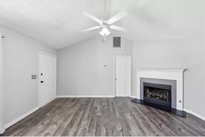 133 Carols Lane, Locust Grove, GA 30248 - Photo 8