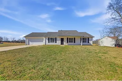 133 Carols Lane, Locust Grove, GA 30248 - Photo 2