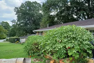 3933 Barr Cir, Tucker, GA 30084 - Photo 6