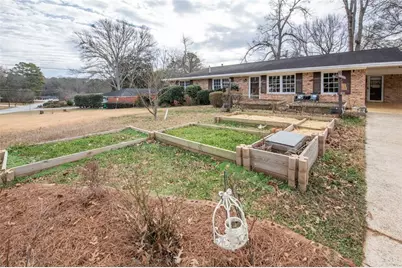 3933 Barr Circle, Tucker, GA 30084 - Photo 4