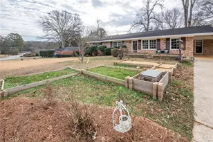 3933 Barr Cir, Tucker, GA 30084 - Photo 4