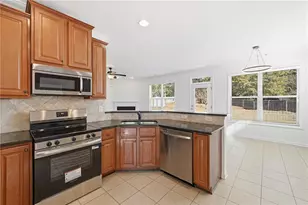 5045 Racquet Ct, Duluth, GA 30096 - Photo 4