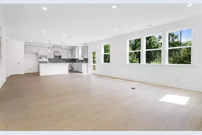 4046 Alderstone Drive, Flowery Branch, GA 30542 - Photo 10