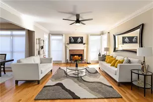 2450 Vivian Cir, Decatur, GA 30030 - Photo 6