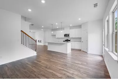 3726 Willingham Run SW, Marietta, GA 30008 - Photo 6