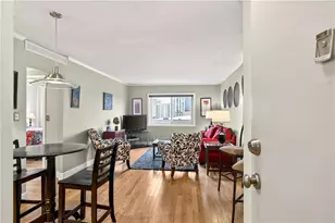 2285 Peachtree Rd NE, Atlanta, GA 30309 - Photo 1