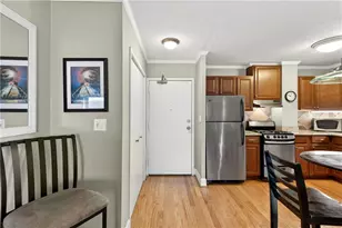 2285 Peachtree Rd NE, Atlanta, GA 30309 - Photo 2