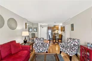 2285 Peachtree Rd NE, Atlanta, GA 30309 - Photo 10