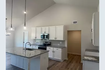 315 Rodeo Drive, Auburn, GA 30011 - Photo 8