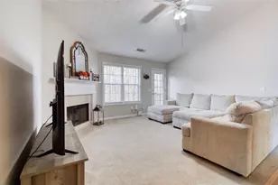 902 Yellow Pine Cir, Winder, GA 30680 - Photo 4