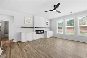2219 Reserve Park Ln, Lawrenceville, GA 30043 - Photo 12