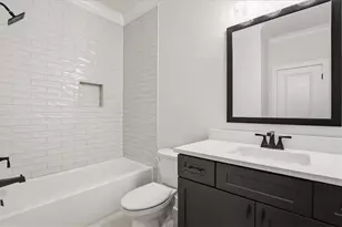 2219 Reserve Park Ln, Lawrenceville, GA 30043 - Photo 10