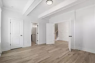 2219 Reserve Park Ln, Lawrenceville, GA 30043 - Photo 8