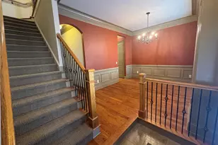 1027 Pearl Point, Atlanta, GA 30328 - Photo 4