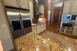 1027 Pearl Point, Atlanta, GA 30328 - Photo 8