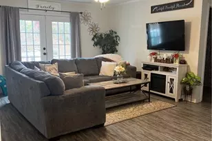 121 Westchester Dr, Barnesville, GA 30204 - Photo 6