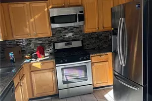 970 Melrose Parke Pl, Lawrenceville, GA 30044 - Photo 4