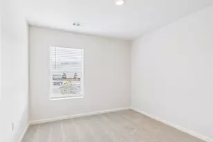 2565 Poppy Ct, Buford, GA 30519 - Photo 16