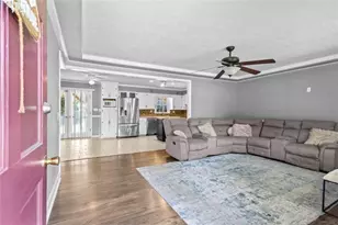 129 Green Meadow Ln, Calhoun, GA 30701 - Photo 2