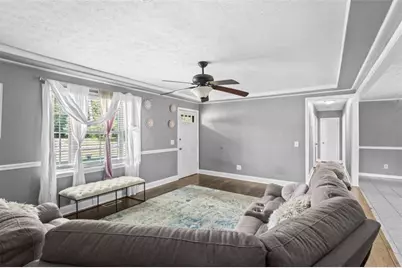 129 Green Meadow Lane, Calhoun, GA 30701 - Photo 4