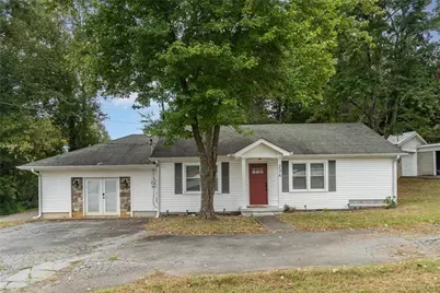 234 E Memorial Drive, Dallas, GA 30132 - Photo 2