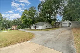 234 E Memorial Dr, Dallas, GA 30132 - Photo 12